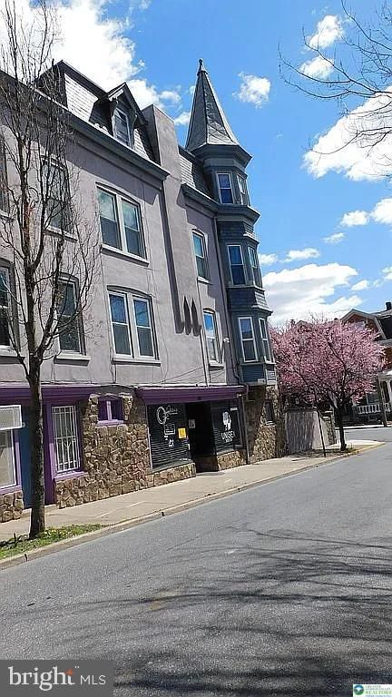 1225 W Walnut St, Allentown, PA 18102